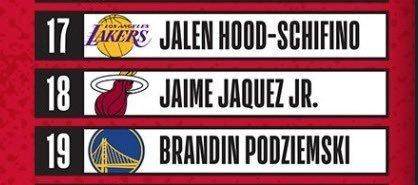 1717204398888045725.jpg a5200b89ly1hq9iju1kmcj20bm055aad.jpg